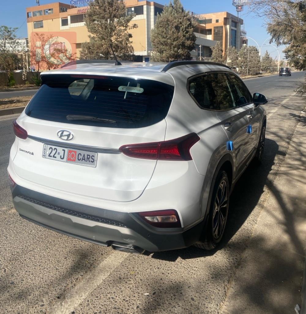 هيونداي سانتافي